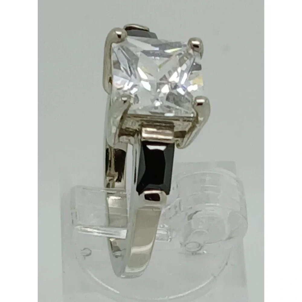 Vintage 3-Stone Gold GP Princess Cut Black Sim Diamond CZ Engagement Ring Size 6